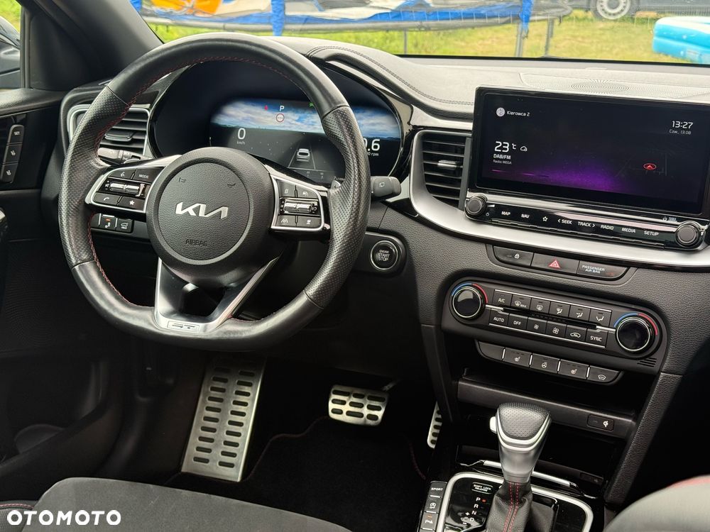 Kia ProCeed 1.6 T-GDI GT DCT - 11