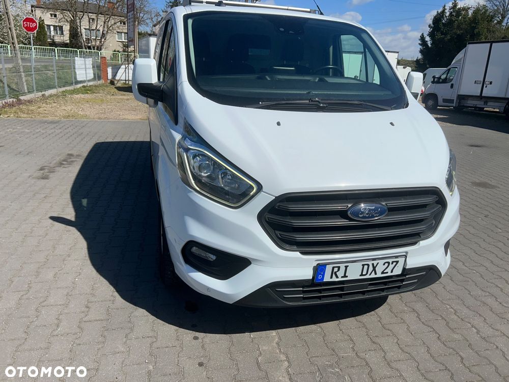 Ford Custom - 10