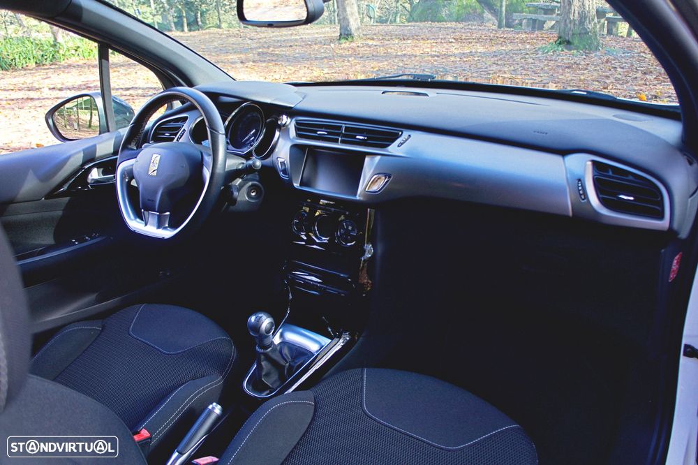 Citroën DS3 1.2 VTi So Chic - 27