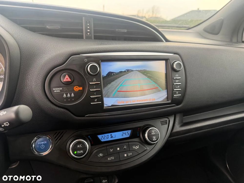 Toyota Yaris 1.5 VVT-i GR Sport - 17