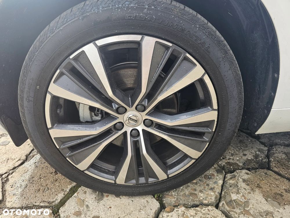 Volvo XC 60 B5 B AWD Geartronic Momentum Pro - 40