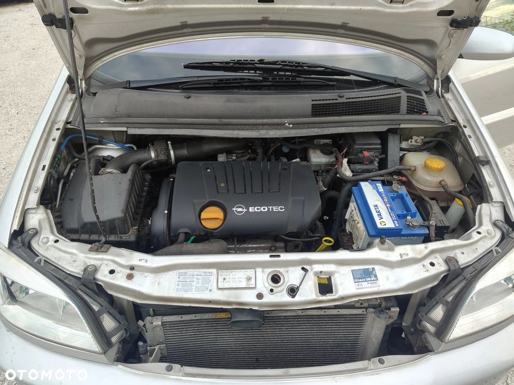 Opel Zafira - 26