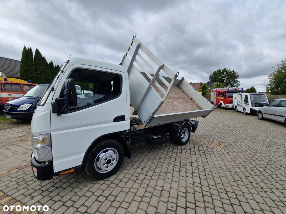 Mitsubishi FUSO KIPER WYWROTKA 3,0 - 13