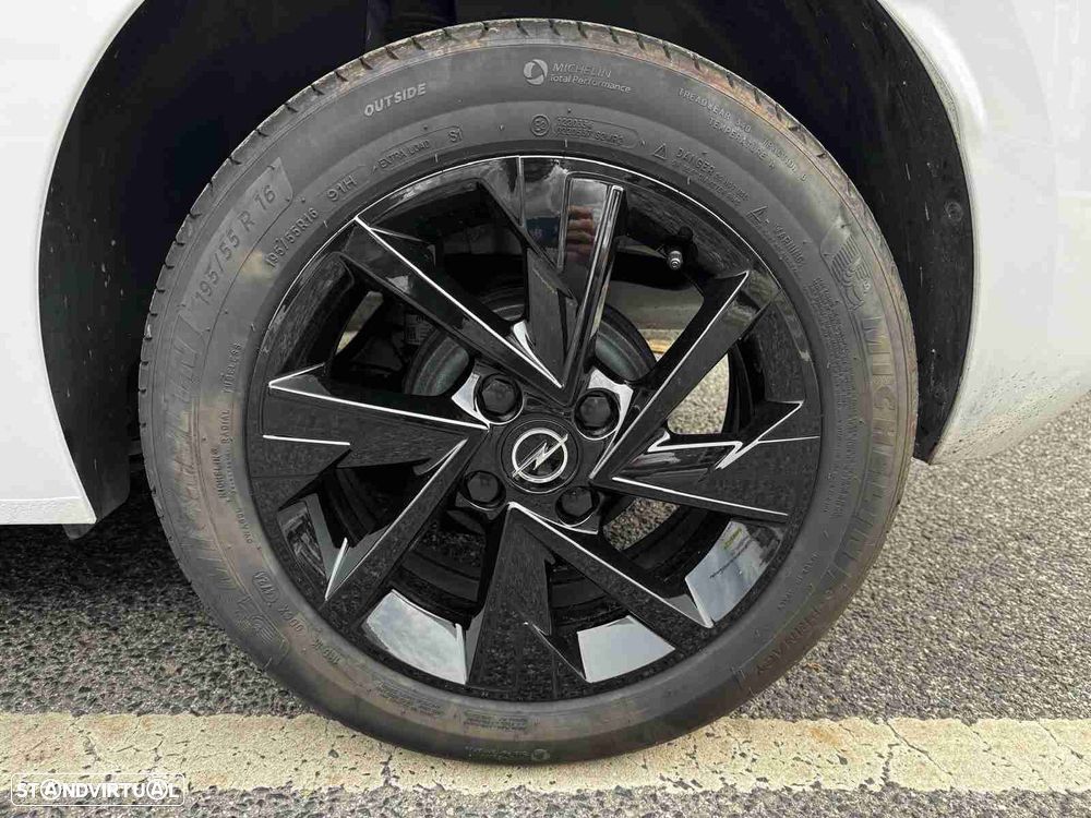 Opel Corsa 1.2 T GS - 23