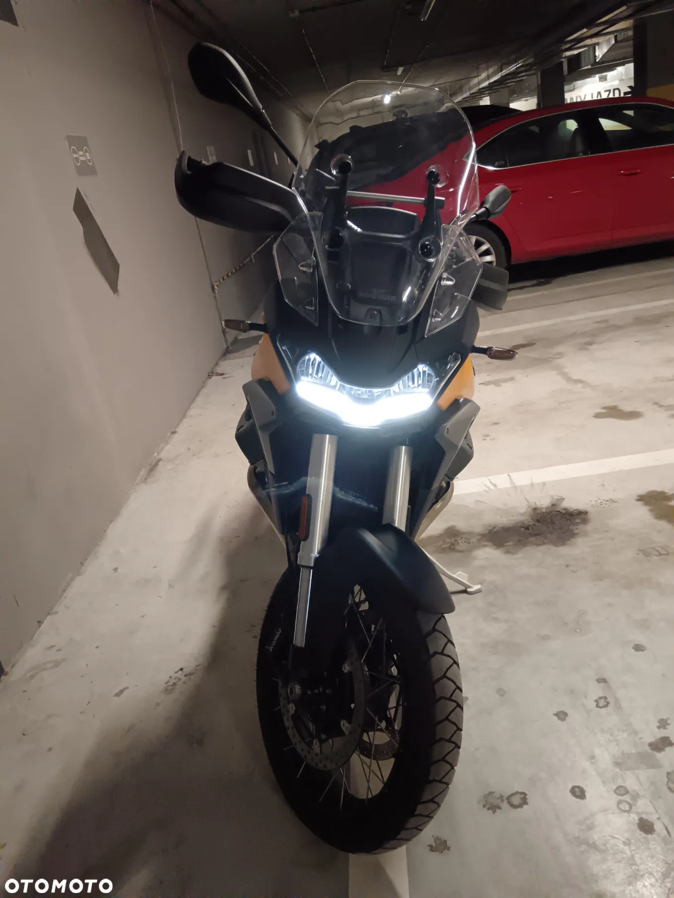 Moto Guzzi Stelvio - 5