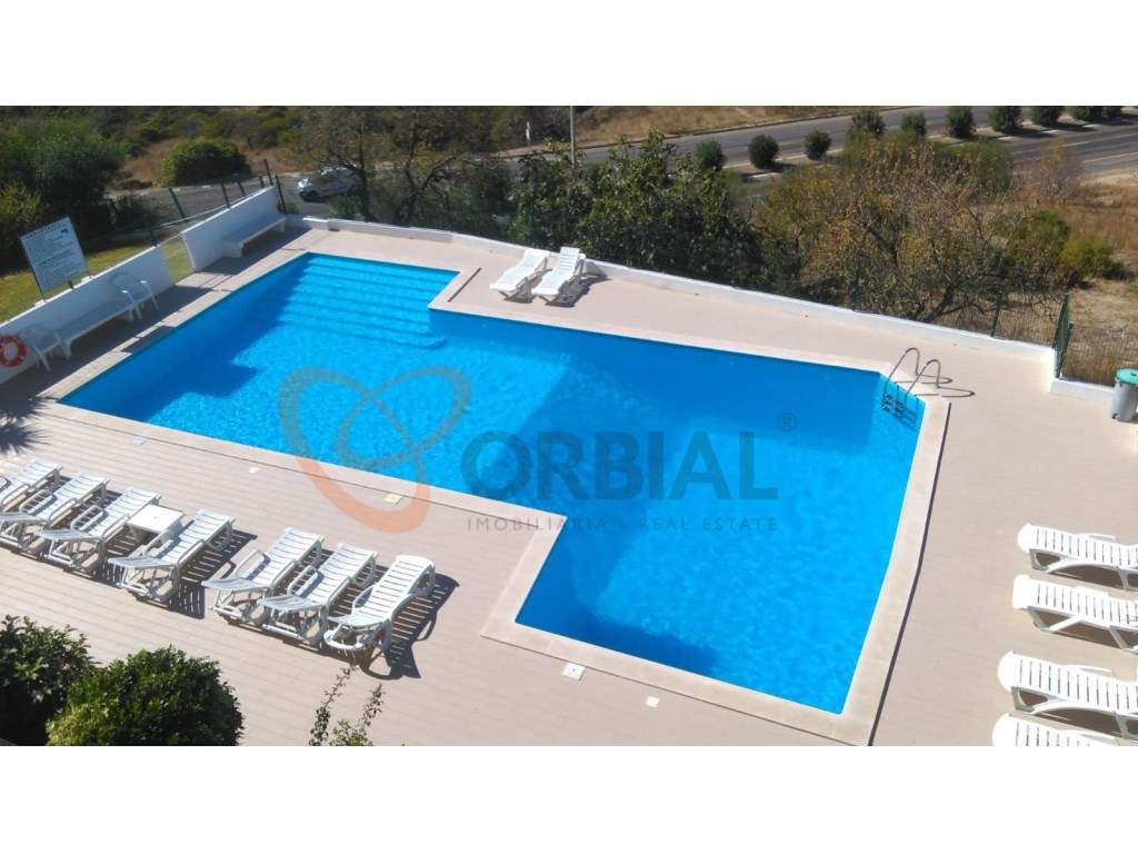 Apartamento T3 para venda com uma excelente vista mar em Albufeira - Grande imagem: 2/17