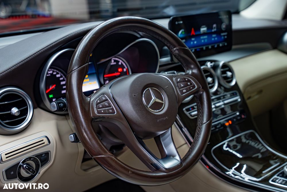 Mercedes-Benz GLC - 18