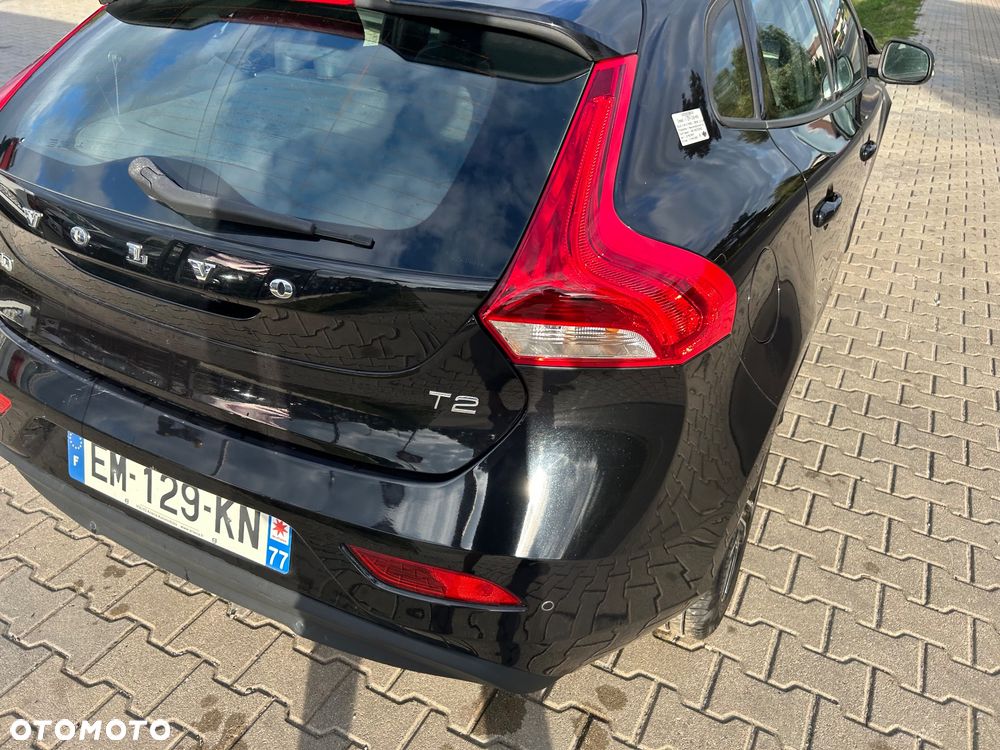 Volvo V40 - 40