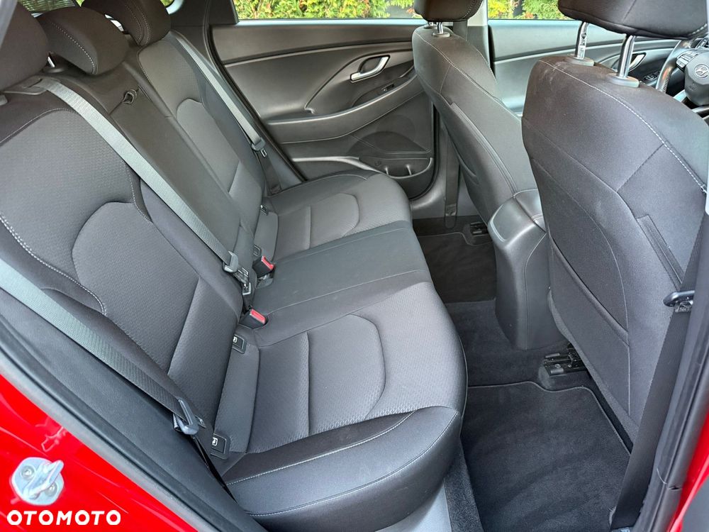 Hyundai i30 Kombi 1.6 CRDI Style - 12