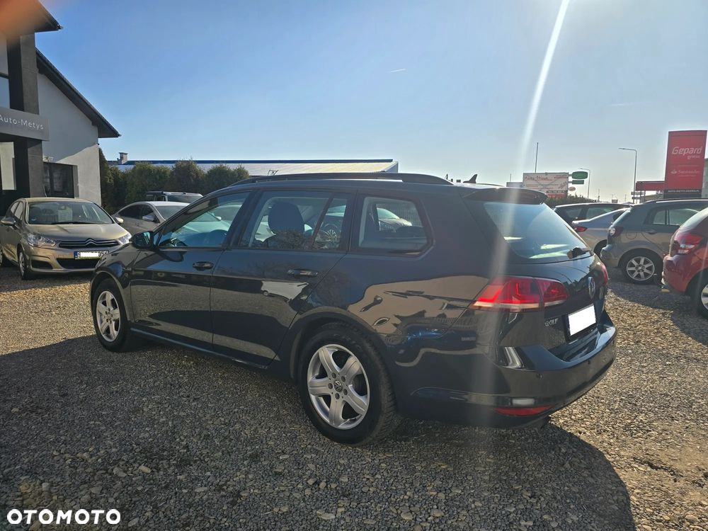 Volkswagen Golf 1.2 TSI BMT Comfortline - 3