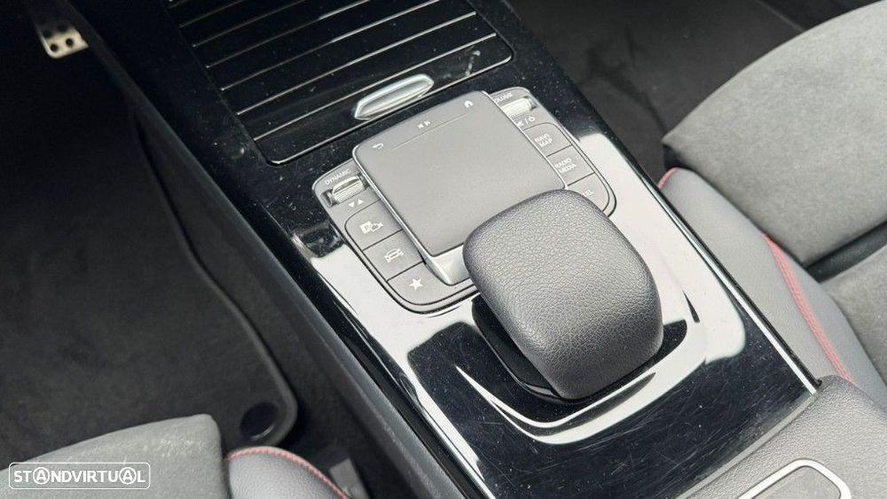 Mercedes-Benz CLA 200 - 16