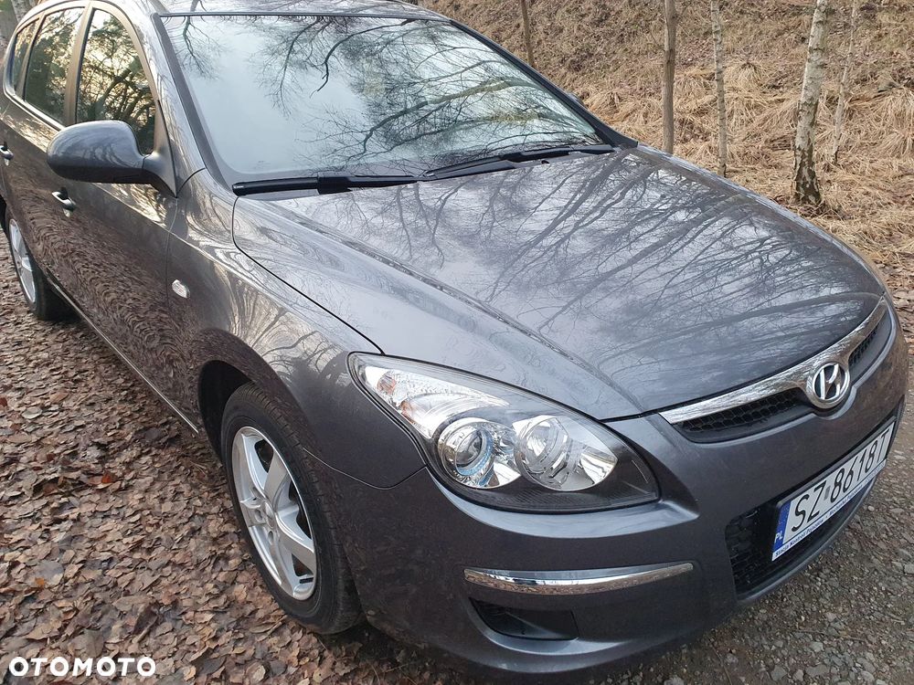 Hyundai i30 i30cw 1.4 Edition Plus - 1