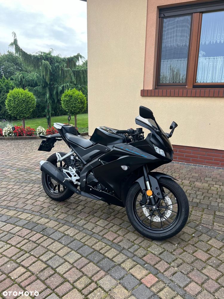 Yamaha YZF - 5