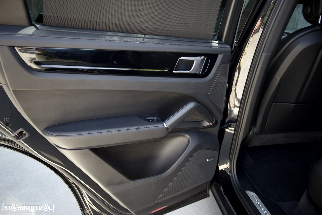 Porsche Cayenne E-Hybrid - 25