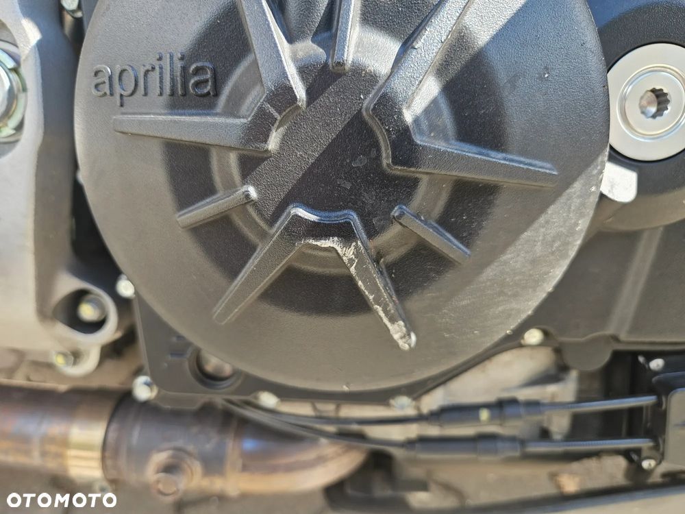 Aprilia Tuono - 8