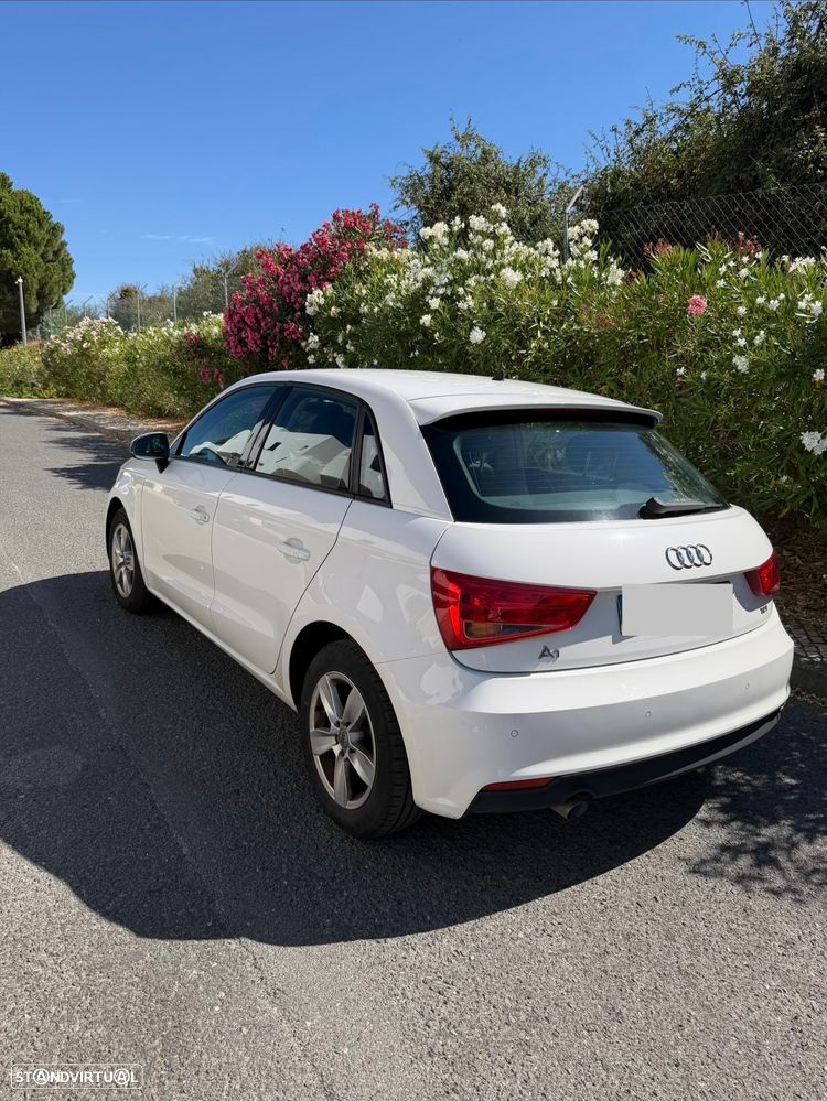 Audi A1 Sportback 1.4 TDI - 4
