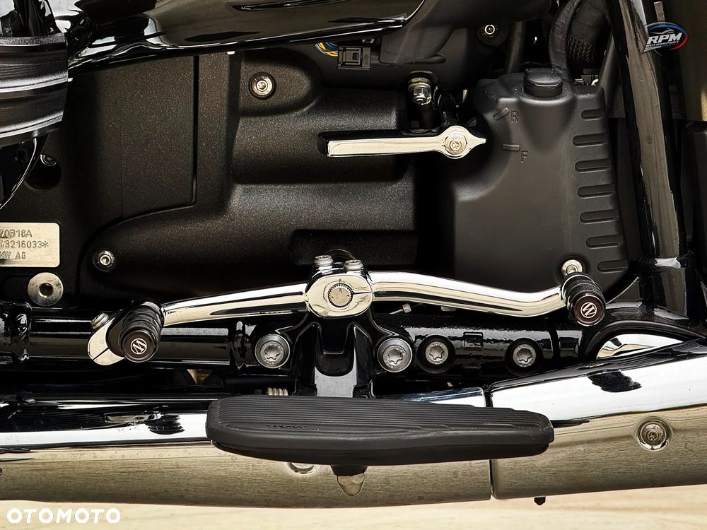 BMW R - 19