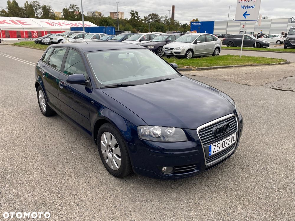 Audi A3 Sportback 1.6 Attraction - 3