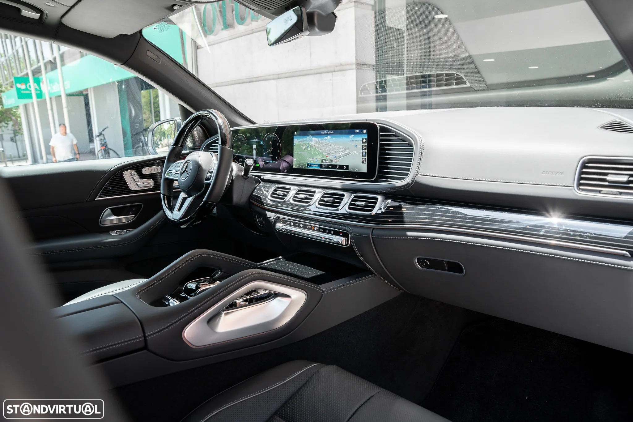 Mercedes-Benz GLS 600 Maybach 4Matic - 14