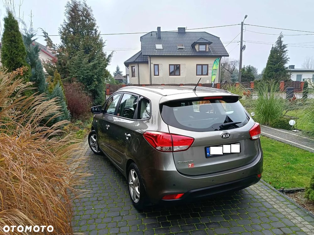 Kia Carens 1.6 GDI Business Line EU6 - 13