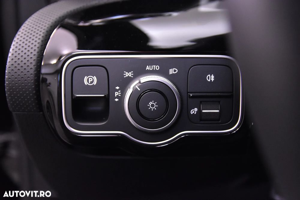 Mercedes-Benz A 180 MHEV 7G-DCT - 17