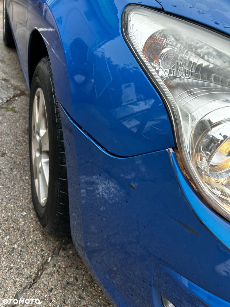 Hyundai i30 2.0 Premium - 4