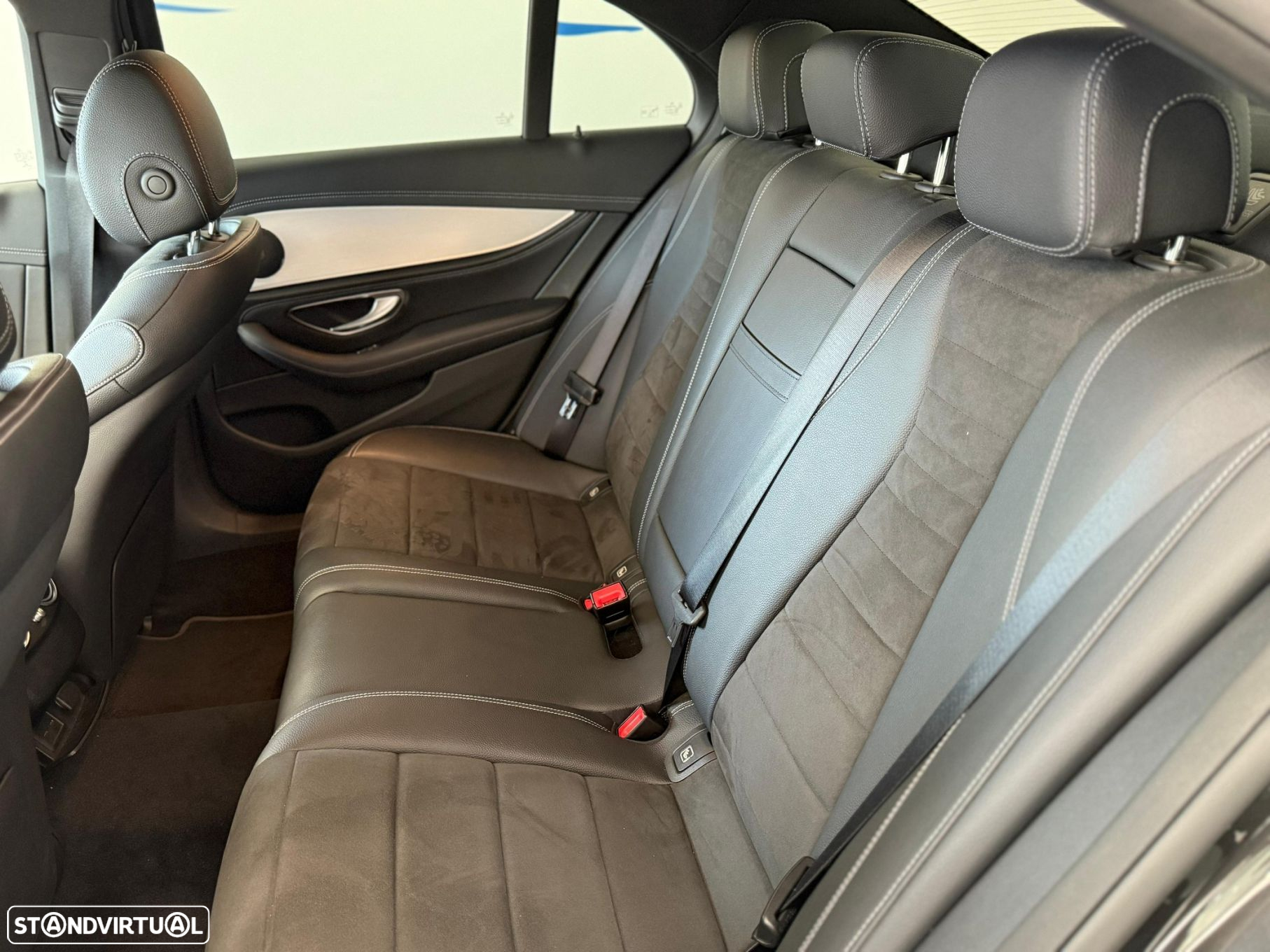 Mercedes-Benz E 300 de AMG Line - 5