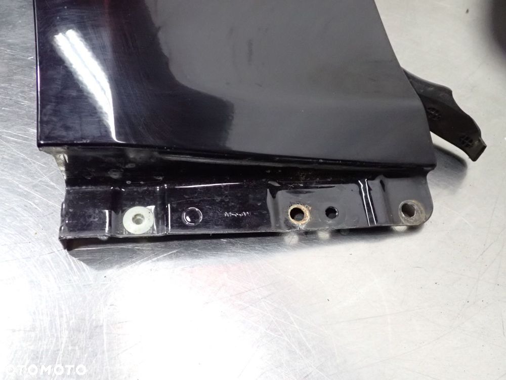 BŁOTNIK LEWY PRZEDNI INFINITI M37X KOL: GAC - 24