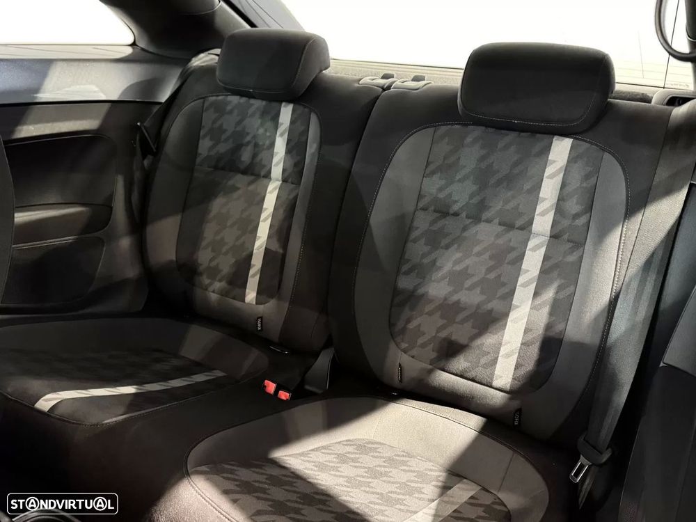VW New Beetle 2.0 TDI Design - 17