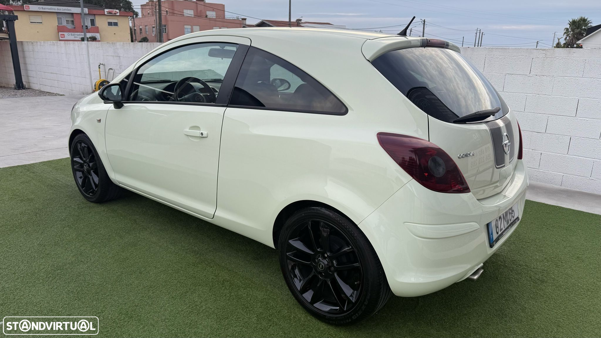 Opel Corsa 1.2 Black Edition - 8