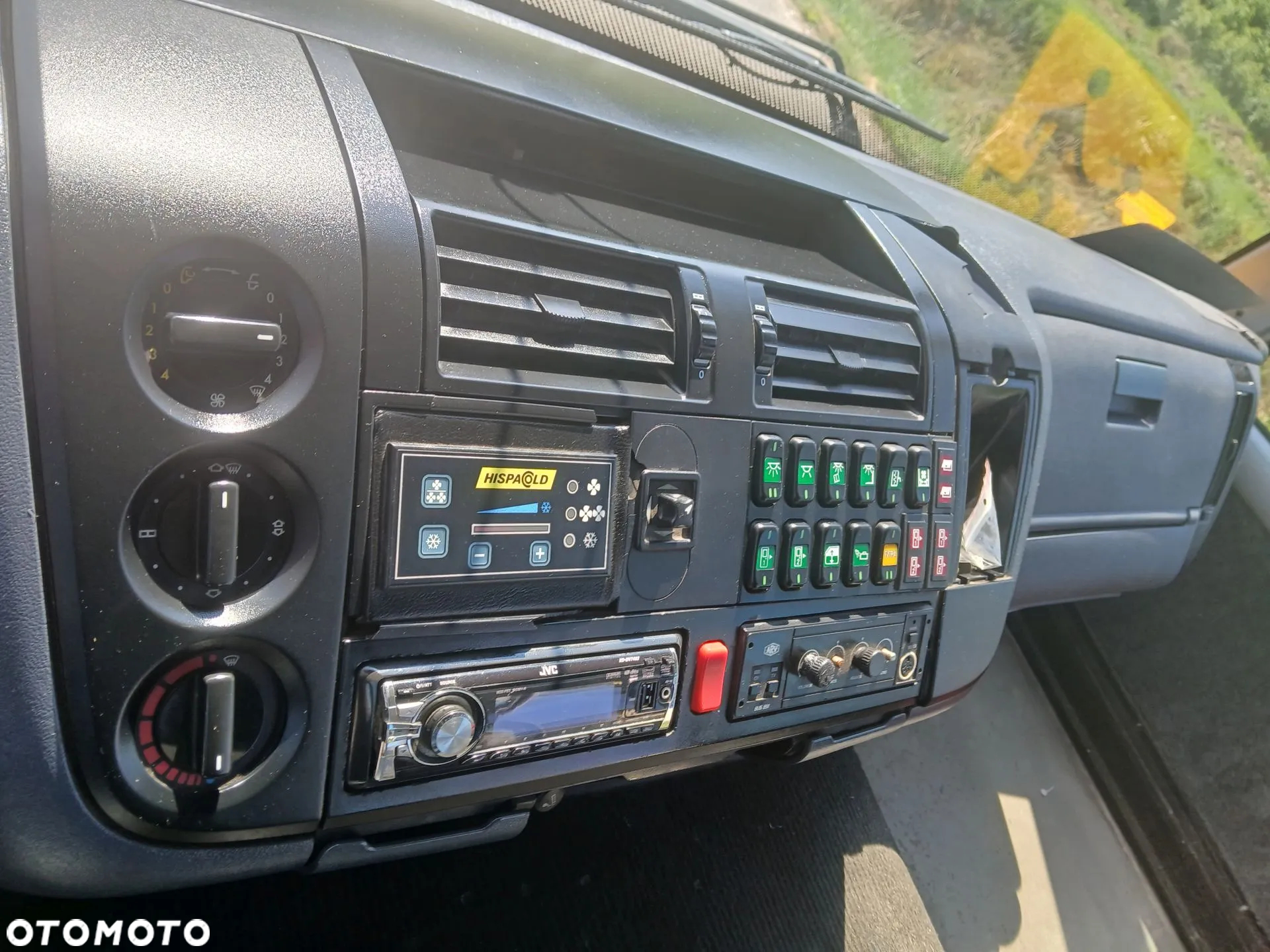 Mercedes-Benz 1223 L - 19