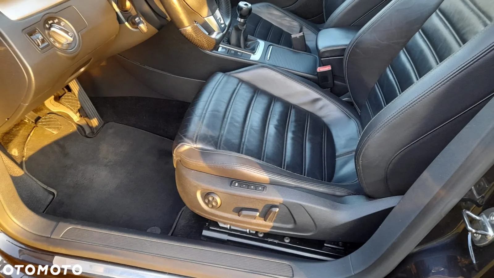 Volkswagen Passat 2.0 TSI Comfortline - 16