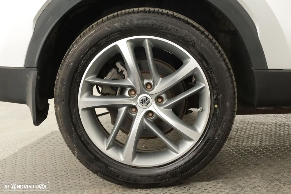 MG EHS 1.5 T-GDI Plug-in Hybrid Luxury - 5