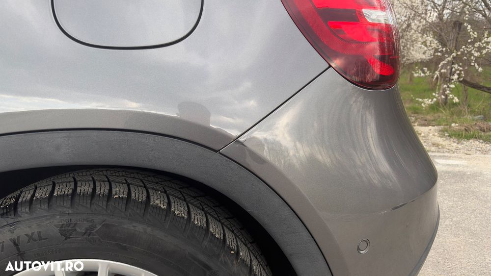 Mercedes-Benz GLA - 10