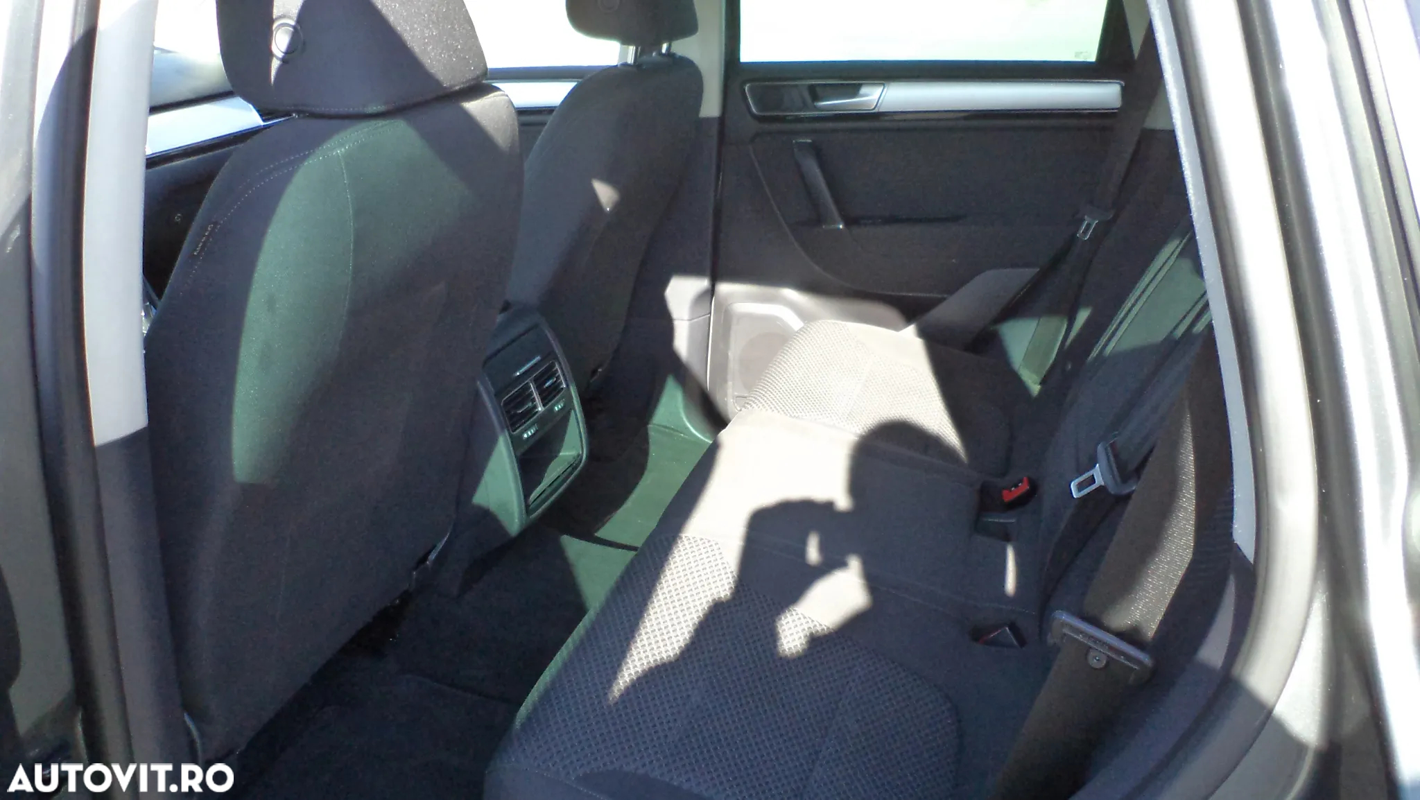 Volkswagen Touareg 3.0 V6 TDI BMT - 12