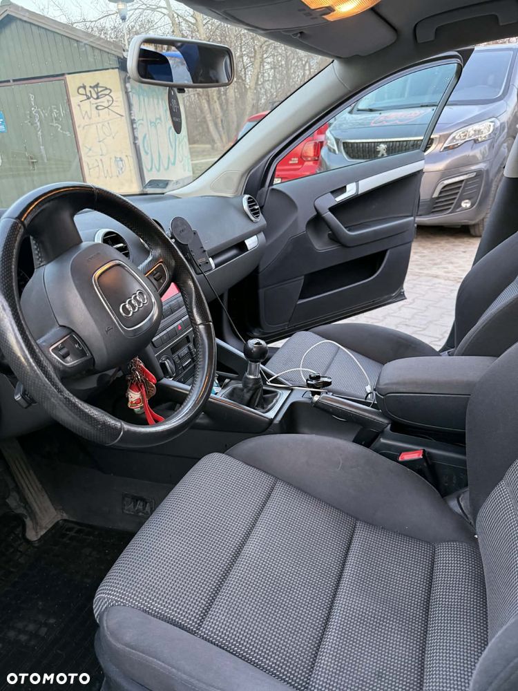 Audi A3 Sportback - 5