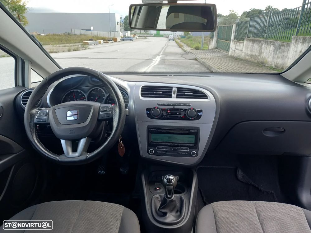 SEAT Leon 1.6 TDI Ecomotive Reference - 3