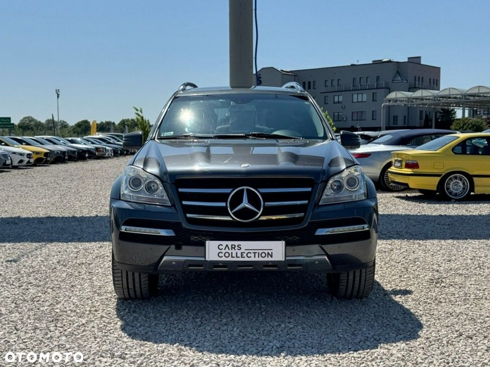 Mercedes-Benz GL - 9