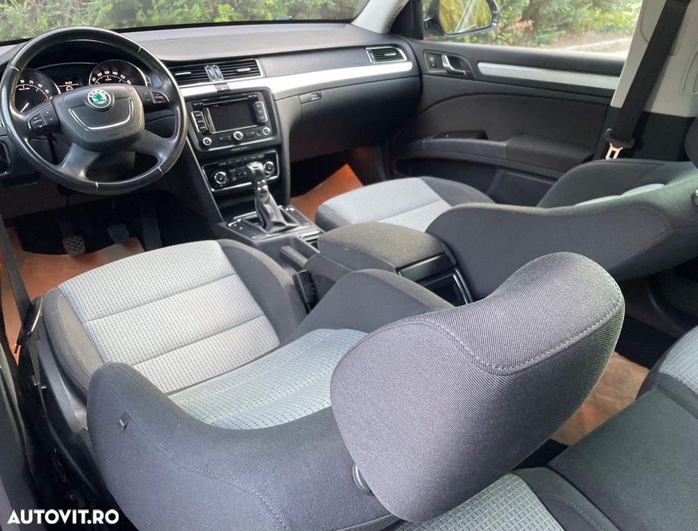 Skoda Superb 1.6 TDI GreenLine - 5