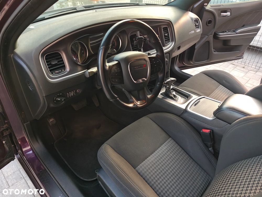 Dodge Charger 3.6 GT - 23