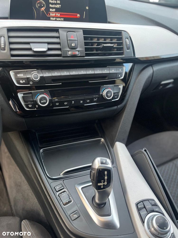 BMW Seria 3 318i M Sport - 7