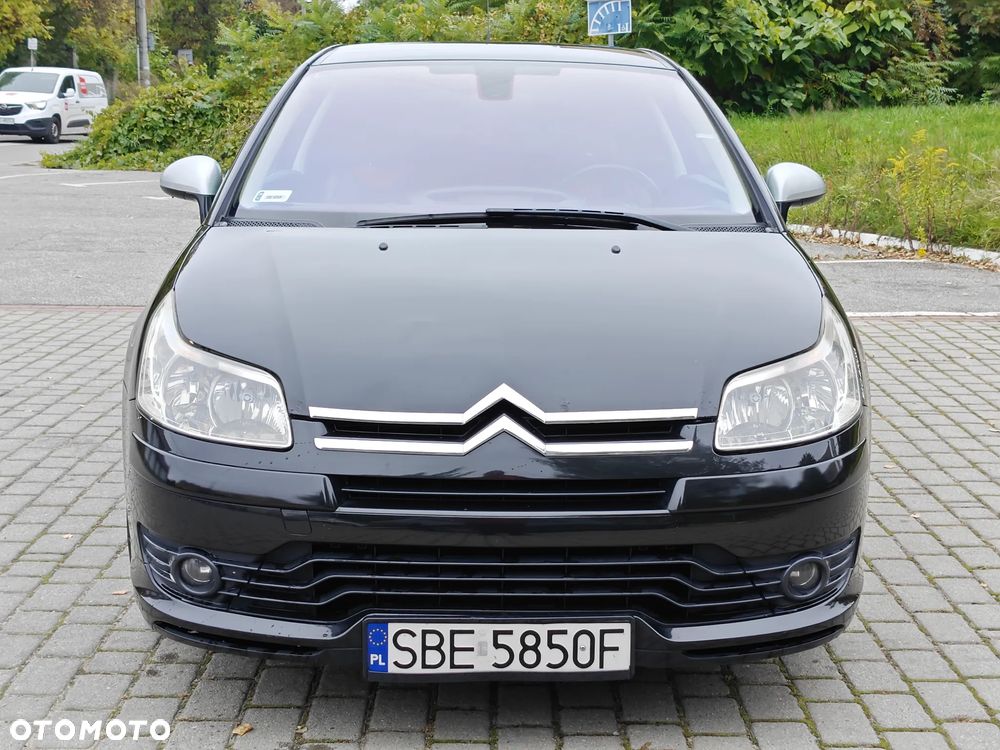 Citroën C4 1.6 16V Confort - 13