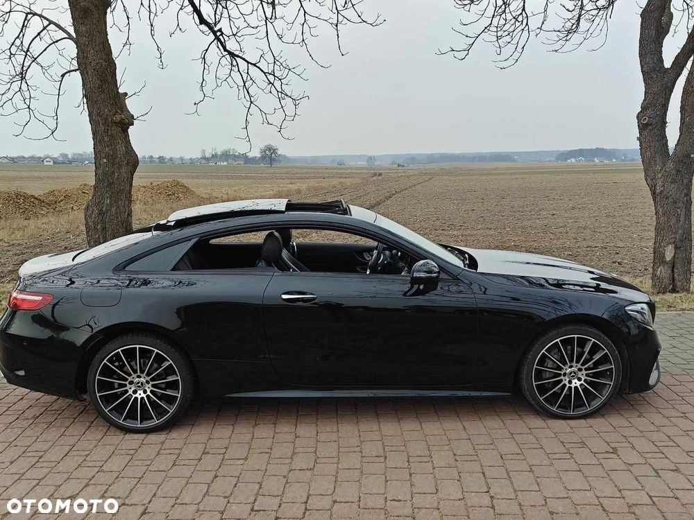 Mercedes-Benz Klasa E 200 4-Matic 9G-TRONIC - 17