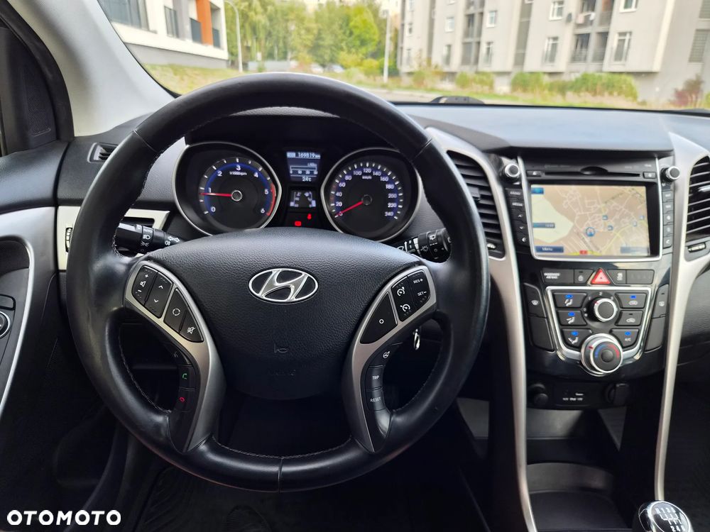 Hyundai i30 - 31