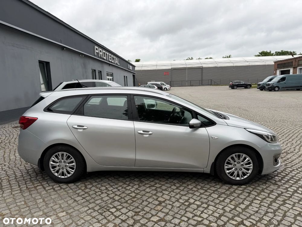 Kia Ceed 1.4 CRDi S - 6