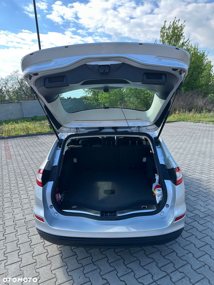 Ford Mondeo 1.5 TDCi ECOnetic Ambiente - 19