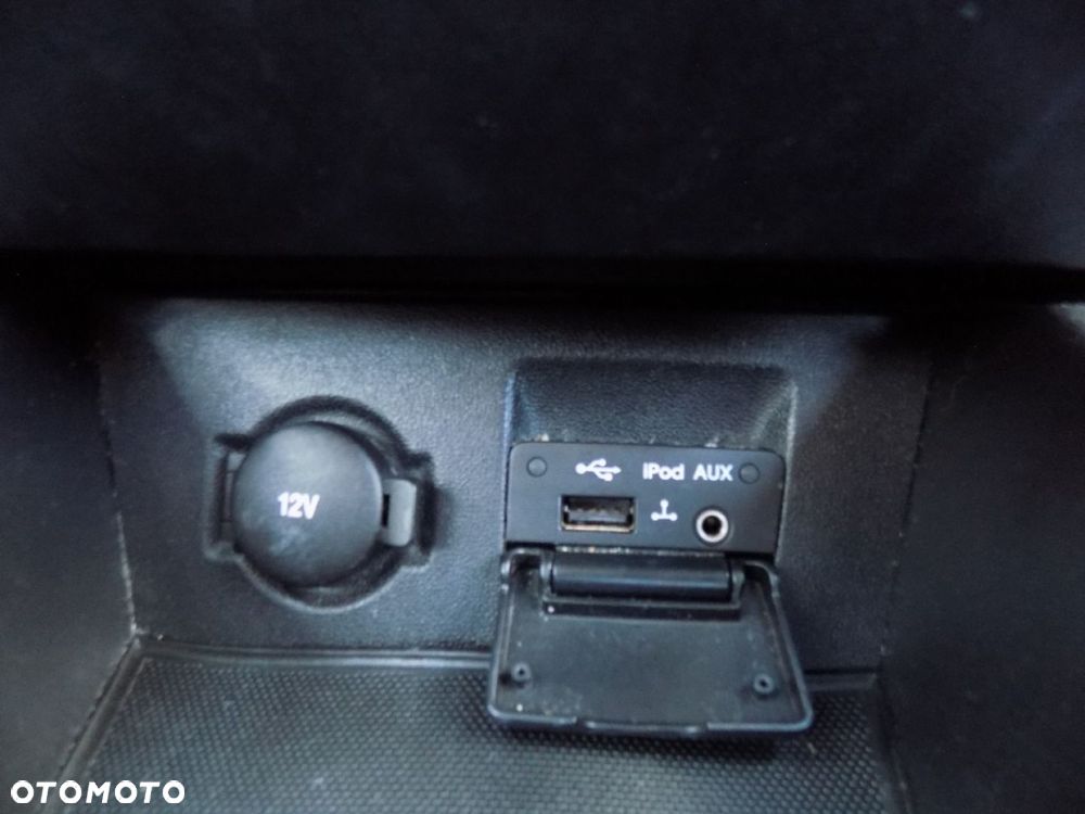 Kia Ceed - 13