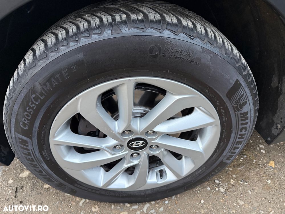 Hyundai Tucson blue 1.7 CRDi 2WD DCT Style - 36