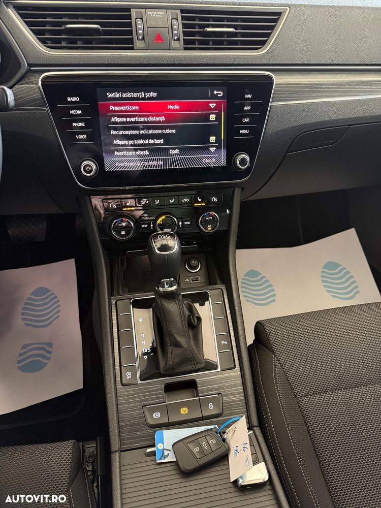 Skoda Superb 1.5 TSI ACT DSG Ambition - 28