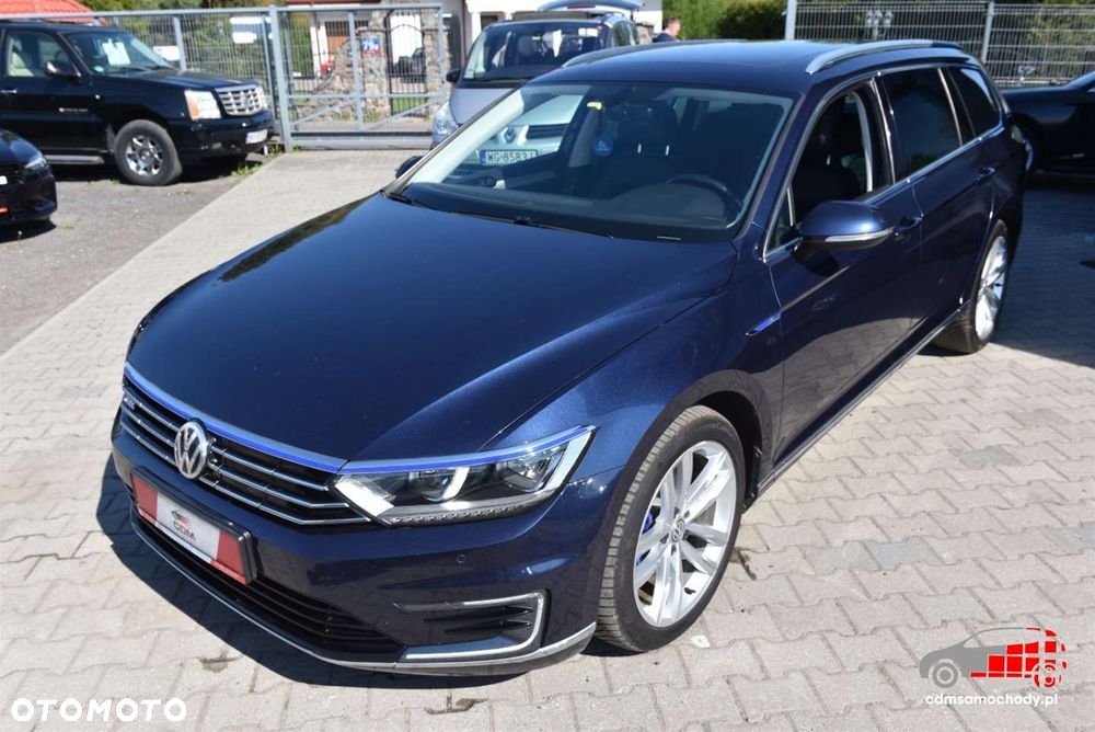 Volkswagen Passat - 6